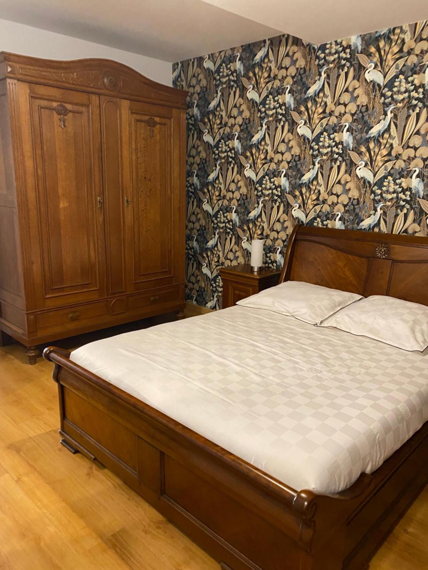 La Chambre D'Angele Sedan Ngoại thất bức ảnh